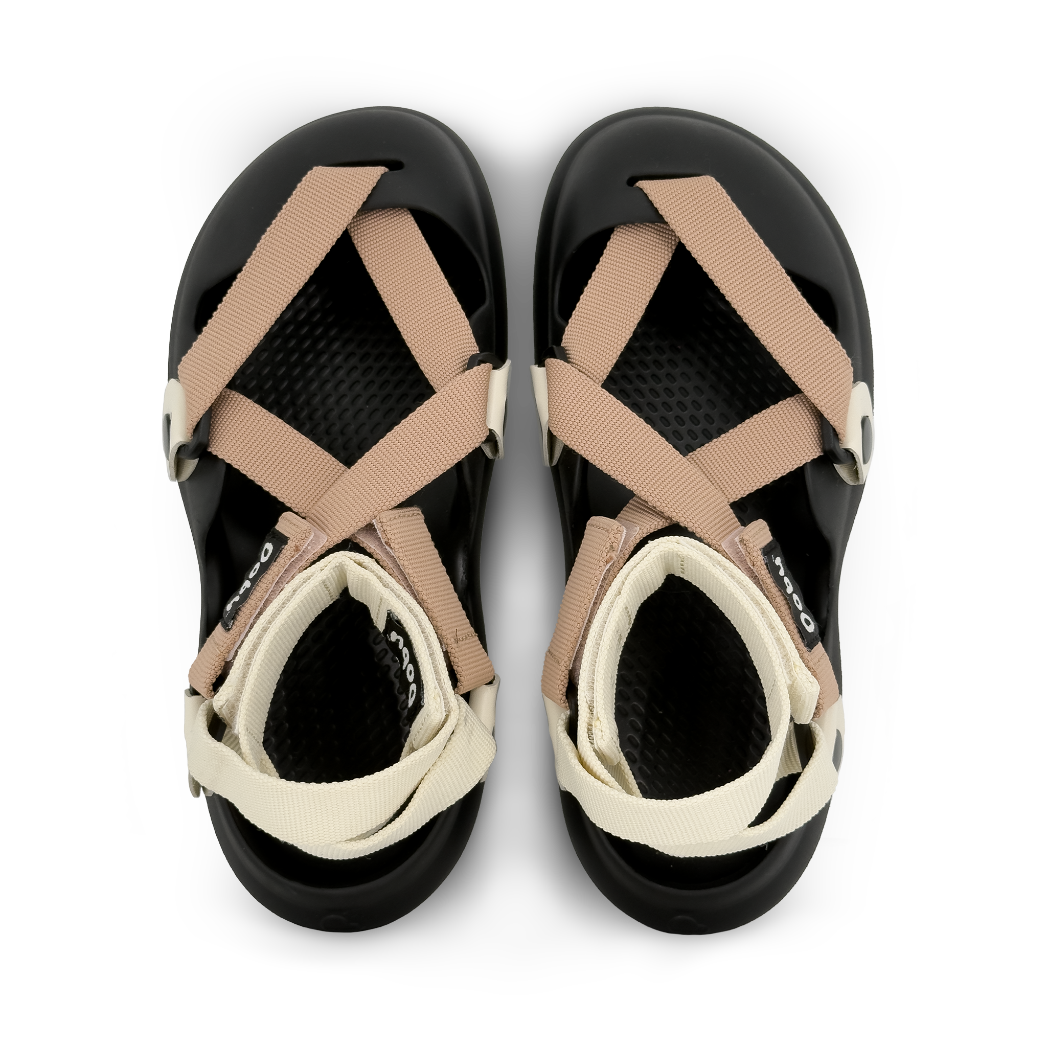 Scarpa sabot con pelle bianca e nastri colore nude, ispirata alle muse dei manga e dotata di suola barefoot